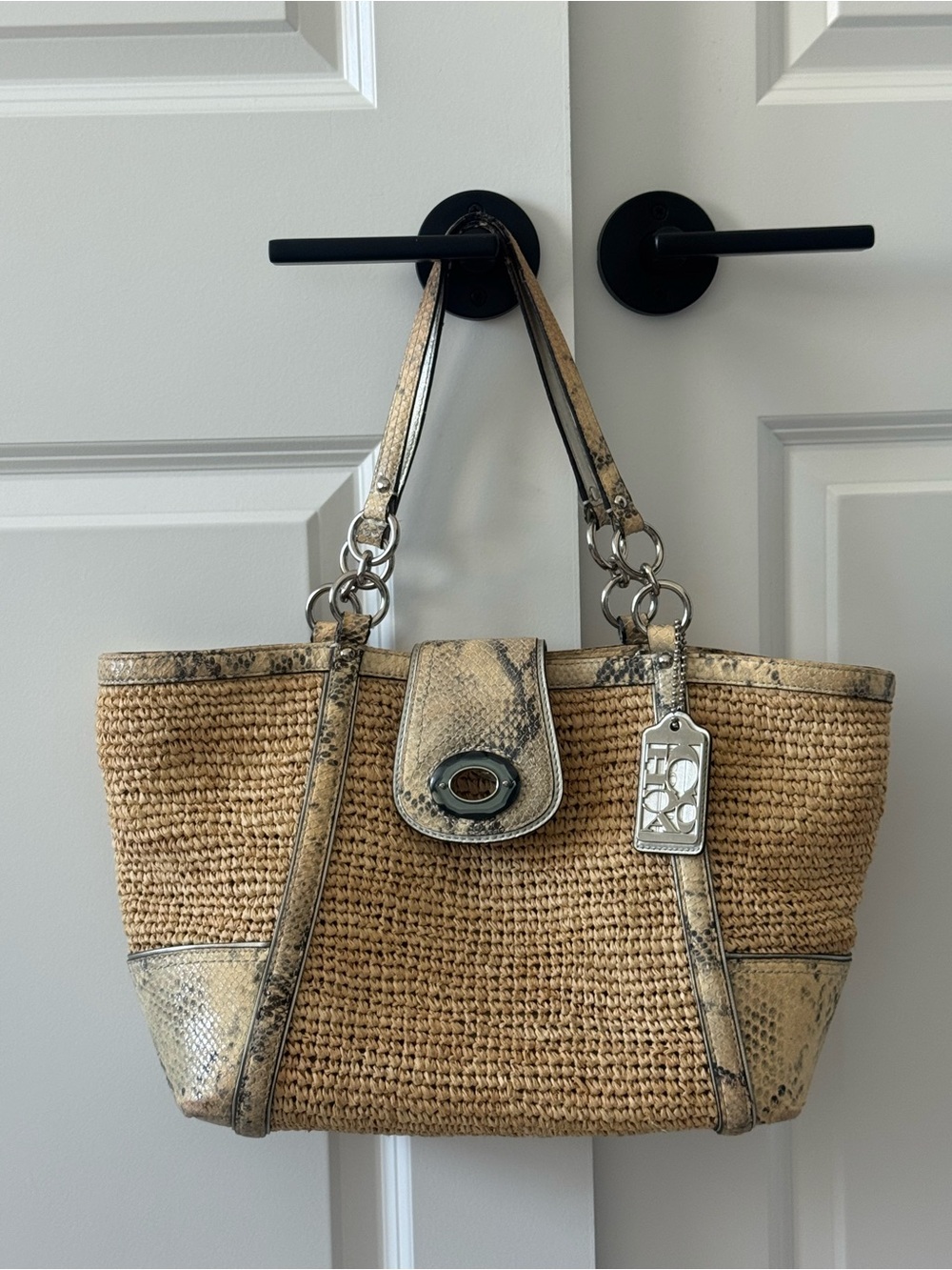 Coach Hamptons Straw Python Turnlock Tote Brown made in 2011 (open for offers‼️)